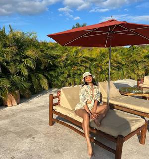 Chanel Iman feet photo thumbnail