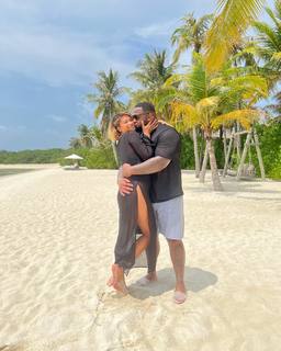 Chanel Iman feet photo thumbnail