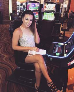 Chanel Santini feet photo thumbnail