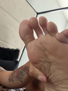 Chanel Santini feet photo 20