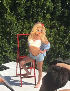 Chanel West Coast feet photo thumbnail