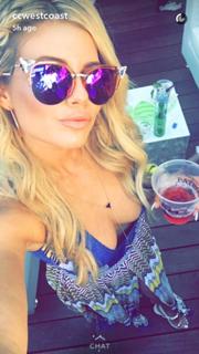 Chanel West Coast feet photo thumbnail