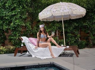 Chanel West Coast feet photo thumbnail