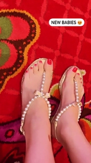 Chanel West Coast feet photo thumbnail