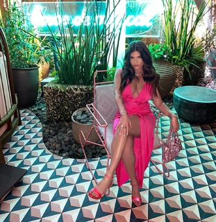 Chanel West Coast feet photo thumbnail