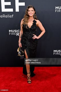Chanel West Coast feet photo thumbnail