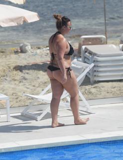 Chanelle Hayes feet photo 17