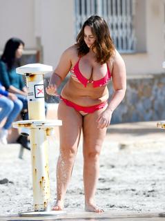 Chanelle Hayes feet photo 12