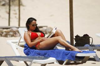 Chanelle Hayes feet photo 2