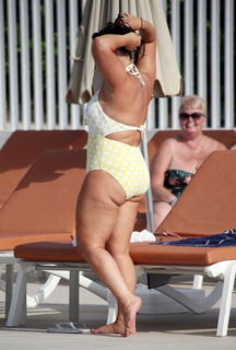 Chanelle Hayes feet photo 12