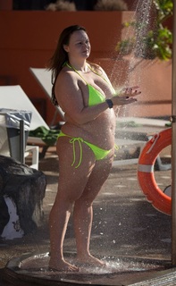 Chanelle Hayes feet photo 8