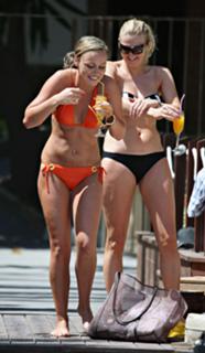 Chanelle Hayes feet photo 9