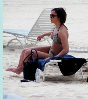 Chanelle Hayes feet photo 2