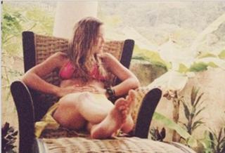 Chantal Baudaux feet photo 6