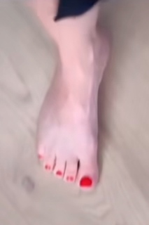 Chantal Baudaux feet photo 9