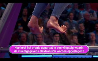 Chantal Janzen feet photo thumbnail