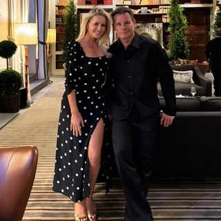 Chantal Janzen feet photo thumbnail