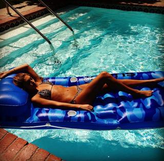 Chantel Jeffries feet photo thumbnail