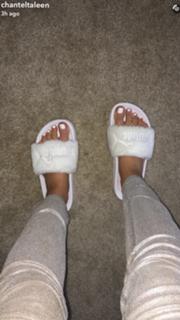 Chantel Jeffries feet photo thumbnail
