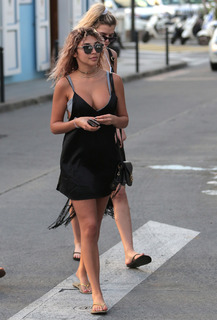 Chantel Jeffries feet photo thumbnail