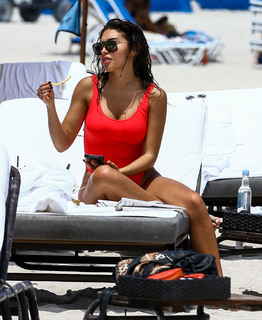 Chantel Jeffries feet photo thumbnail