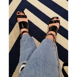 Chantel Jeffries feet photo thumbnail