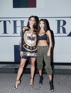 Chantel Jeffries feet photo thumbnail