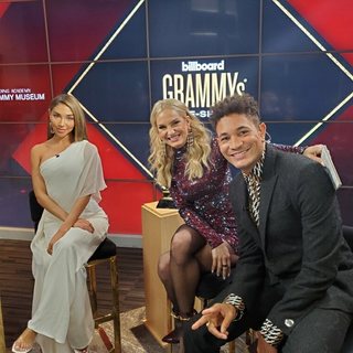 Chantel Jeffries feet photo thumbnail