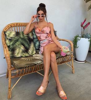 Chantel Jeffries feet photo thumbnail