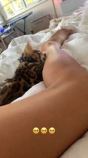 Chantel Jeffries feet photo thumbnail