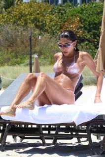Chantel Jeffries feet photo thumbnail
