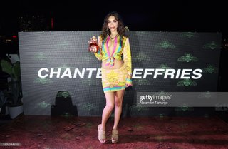 Chantel Jeffries feet photo thumbnail