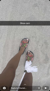 Chantel Jeffries feet photo thumbnail