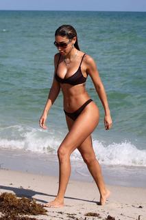 Chantel Jeffries feet photo thumbnail