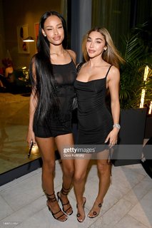 Chantel Jeffries feet photo thumbnail