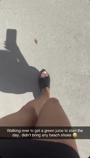Chantel Jeffries feet photo thumbnail