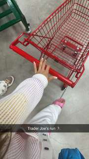 Chantel Jeffries feet photo thumbnail