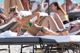Chantel Jeffries feet photo thumbnail