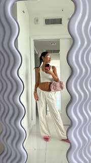 Chantel Jeffries feet photo thumbnail