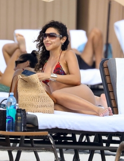 Chantel Jeffries feet photo thumbnail