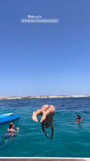 Chantel Jeffries feet photo thumbnail