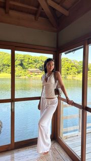 Chantel Jeffries feet photo thumbnail