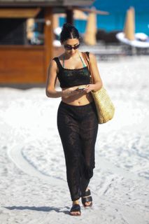 Chantel Jeffries feet photo 13