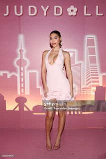 Chantel Jeffries feet photo 5