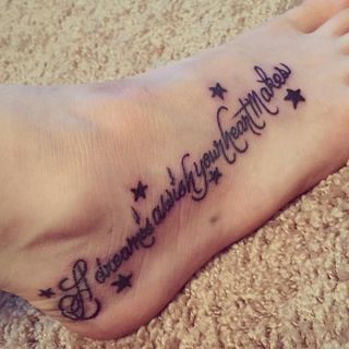 Chantelle Allison feet photo 17