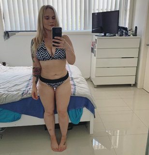 Chantelle Allison feet photo 8