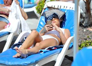 Chantelle Connelly feet photo 9