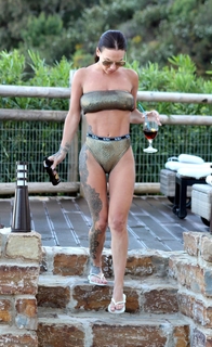 Chantelle Connelly feet photo 4