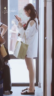 Chaoyue Yang feet photo 16