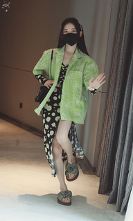 Chaoyue Yang feet photo 12